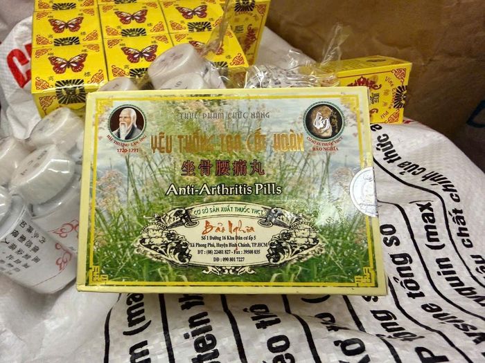 Tang vật thu giữ trong vụ án liên quan đến vợ chồng Nguyễn Duy Hiển. Ảnh: Bộ Công an