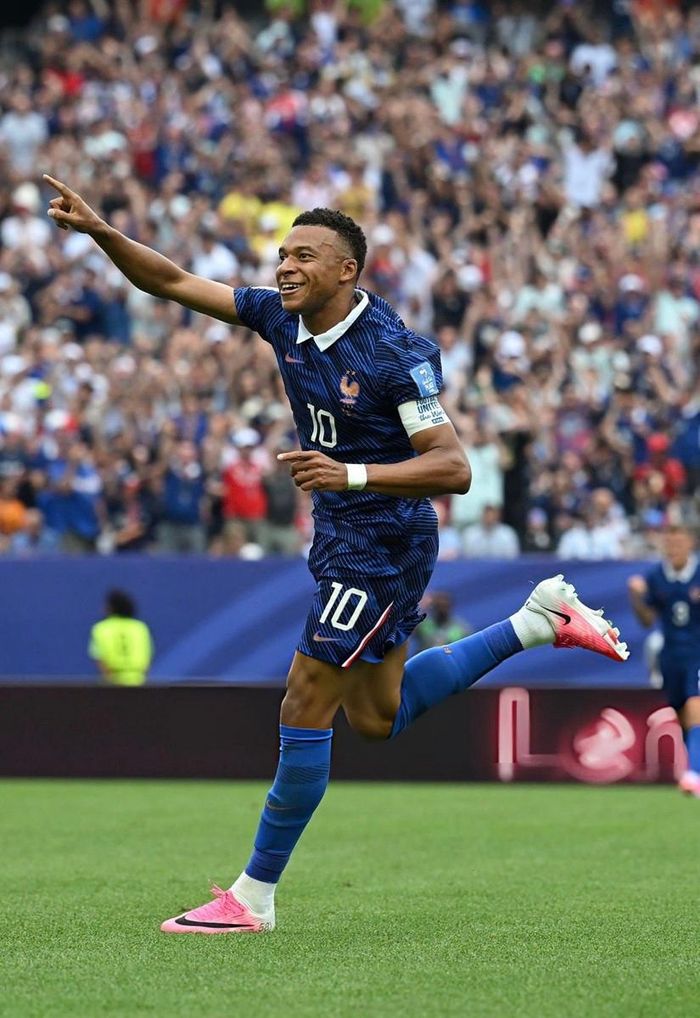Có 2/4 chuyên gia tin rằng Mbappe và Pháp sẽ thắng. Ảnh: X K.M