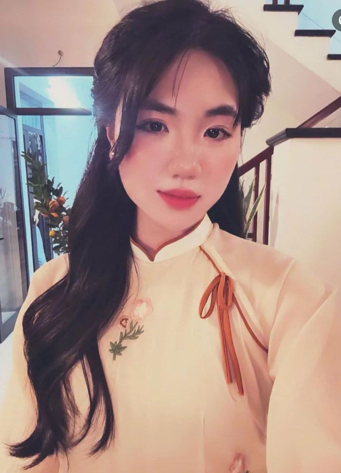 Châm Anh cùng các đồng đội quyết tâm giành chiến thắng trong trận bán kết giữa tuyển bóng chuyền nữ U18 Việt Nam vs Indonesia ở giải U18 Đông Nam Á 2026, diễn ra lúc 16h ngày 27/6.