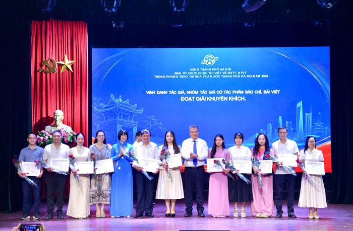 Gia đình Việt Nam đoạt giải Khuyến Khích cuộc thi viết về Điển hình tiên tiến, Người tốt, việc tốt thành phố Hà Nội năm 2026