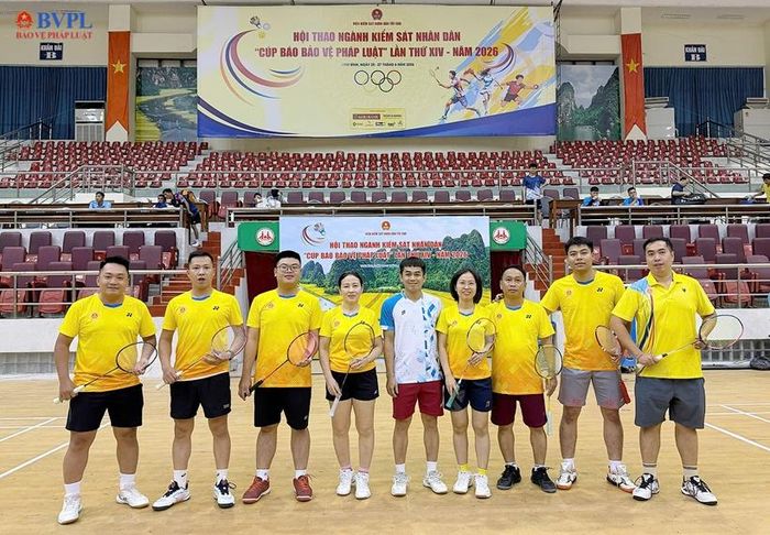 Đoàn VKSND Thành phố Đà Nẵng tham gia thi đấu môn Cầu lông sáng 26/6/2026.