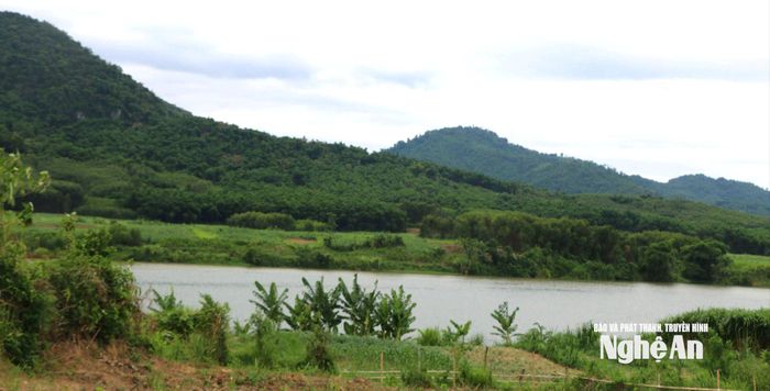 Một góc khung cảnh bản Boong, xã Châu Khê. Ảnh: K.L