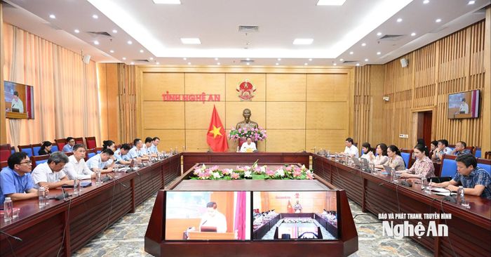 Toàn cảnh hội nghị tại điểm cầu trực tuyến tỉnh Nghệ An. Ảnh: Thành Cường