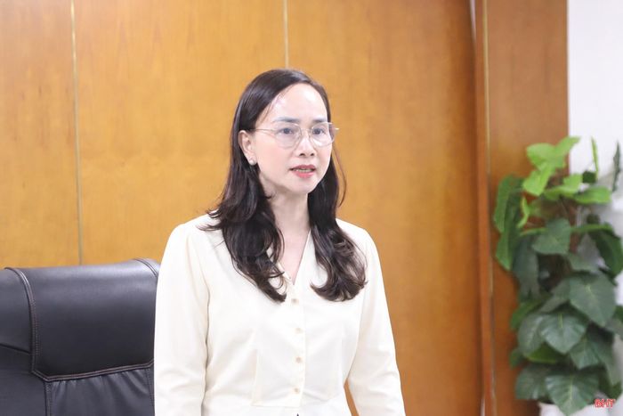 Phó Trưởng ban Thường trực Ban Tuyên giáo và Dân vận Tỉnh ủy Đặng Thị Quỳnh Diệp kết luận cuộc họp.