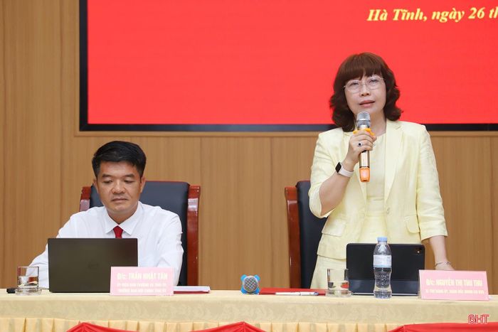 Bà Nguyễn Thị Thu Thu - Bí thư Đảng ủy, Giám đốc NHNN Chi nhánh Khu vực 8 phát biểu tại lễ ký kết.