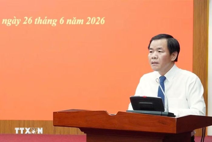 Bí thư Tỉnh ủy Quảng Trị Nguyễn Văn Phương phát biểu tại Hội nghị. (Ảnh: Nguyên Linh/TTXVN)