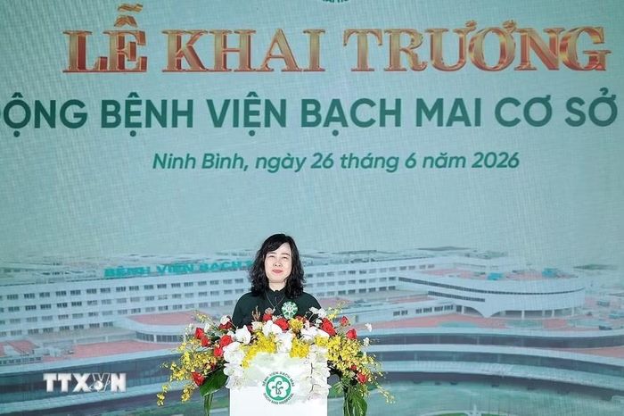 Ủy viên Trung ương Đảng, Bộ trưởng Bộ Y tế Đào Hồng Lan phát biểu tại Lễ khai trương Bệnh viện Bạch Mai cơ sở Ninh Bình. (Ảnh: Phạm Tuấn Anh/TTXVN)