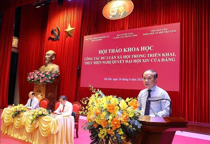 Đồng chí Phạm Tất Thắng, Ủy viên Trung ương Đảng, Phó Trưởng Ban Thường trực Ban Tuyên giáo và Dân vận Trung ương phát biểu kết luận. Ảnh: Văn Điệp/TTXVN