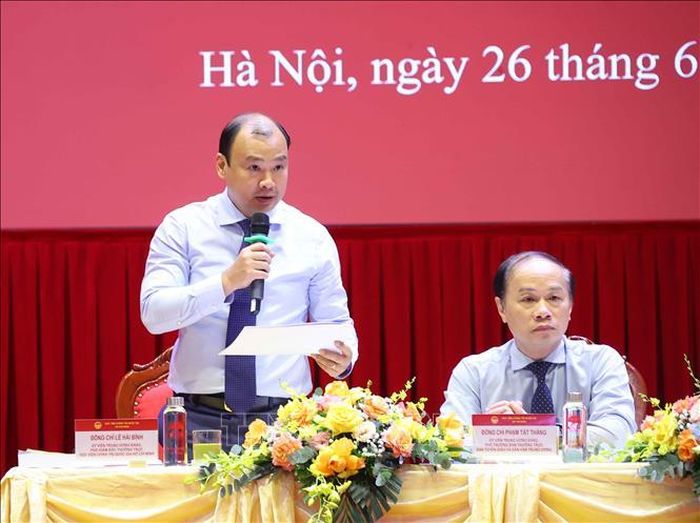 PGS.TS. Lê Hải Bình, Ủy viên Trung ương Đảng, Phó Giám đốc Thường trực Học viện Chính trị quốc gia Hồ Chí Minh phát biểu. Ảnh: Văn Điệp/TTXVN