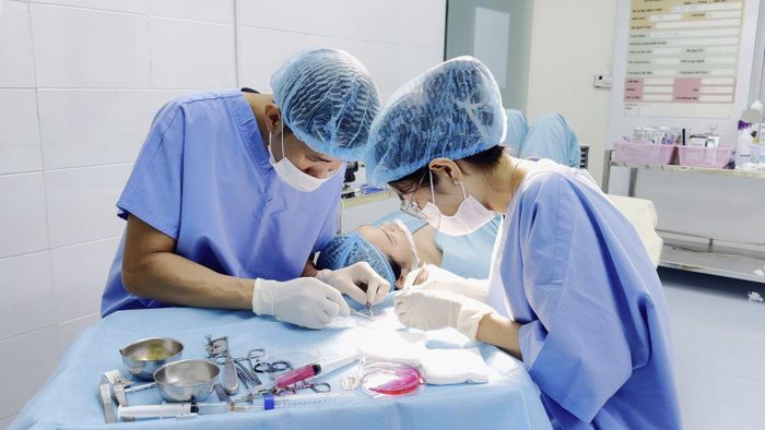 Ghép tế bào thượng bì không nuôi cấy mở thêm lựa chọn điều trị cho người bệnh bạch biến.