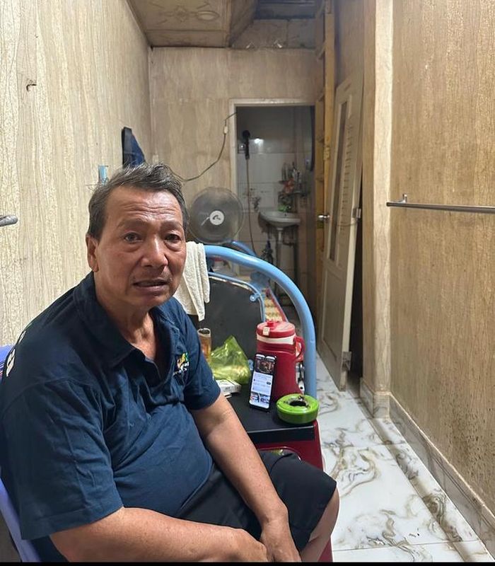 Ông Phan Quốc Hiền hiện phải sống trong căn nhà anh em thuê cho.