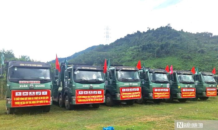 Các đơn vị thi công tập kết phương tiện, sẵn sàng triển khai Dự án cải tạo, nâng cấp Quốc lộ 14D.