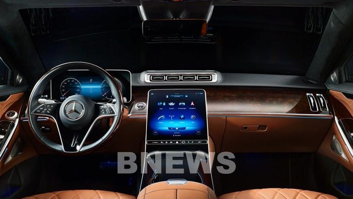Khoang lái Mercedes-Ben S 450 4MATIC Luxury rộng rãi và tràn ngập công nghệ