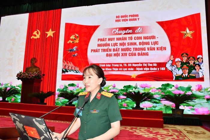 Thu Hà không chỉ nói bằng tư duy logic mà nói bằng cả trái tim của một người bác sĩ quân y.