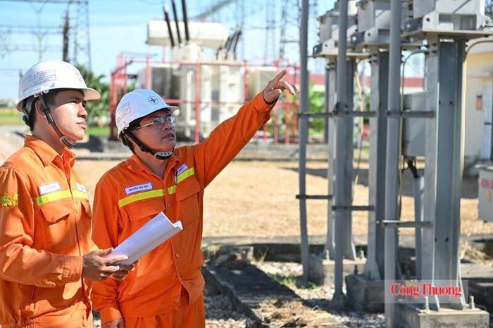 Tiết kiệm điện được xem là "nguồn năng lượng đầu tiên", góp phần bảo đảm an ninh năng lượng và phát triển bền vững. Ảnh: Thu Hường