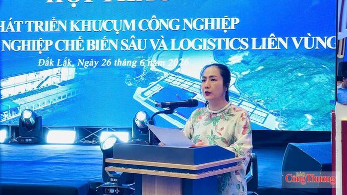 Bà Nguyễn Thị Thu An, Giám đốc Sở Công Thương tỉnh Đắk Lắk phát biểu bế mạc hội thảo. Ảnh: Lê Sơn