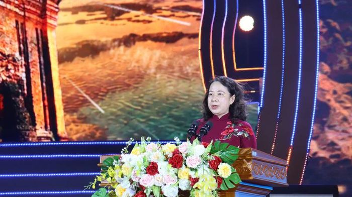 Phó Chủ tịch nước Võ Thị Ánh Xuân phát biểu khai mạc. Ảnh: Quang Sáng