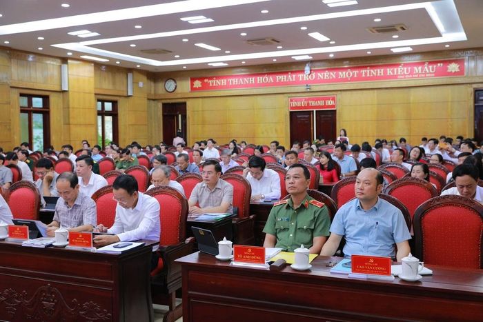 Đại biểu dự tại điểm cầu Tỉnh ủy.