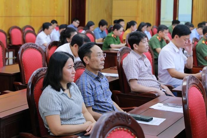 Đại biểu dự tại điểm cầu Tỉnh ủy.