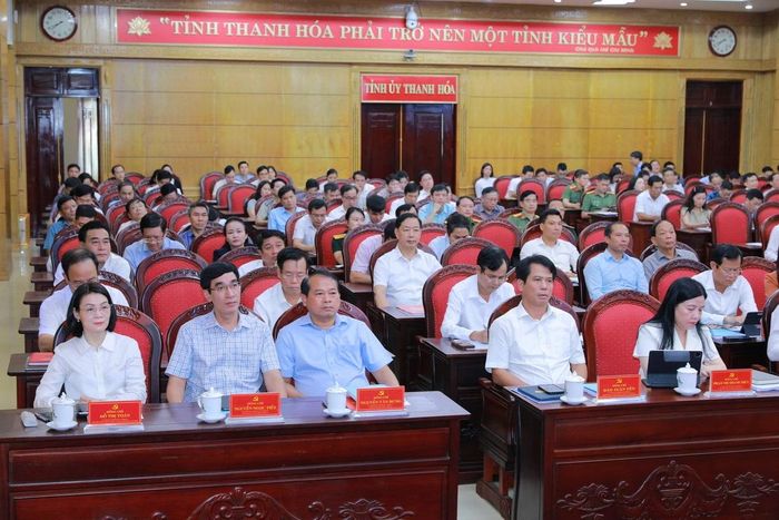 Đại biểu dự tại điểm cầu Tỉnh ủy.