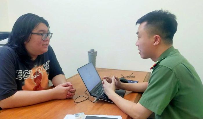 Đối tượng liên quan trong chuyên án khai nhận tại cơ quan công an.