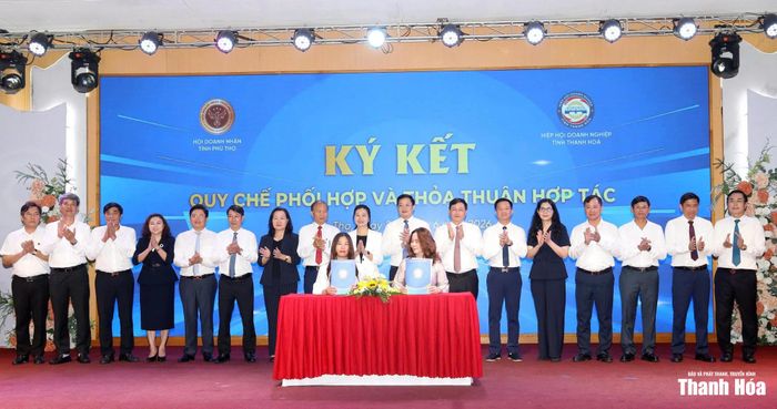 Doanh nghiệp hai tỉnh ký kết quy chế phối hợp và thỏa thuận hợp tác đầu tư, kinh doanh.