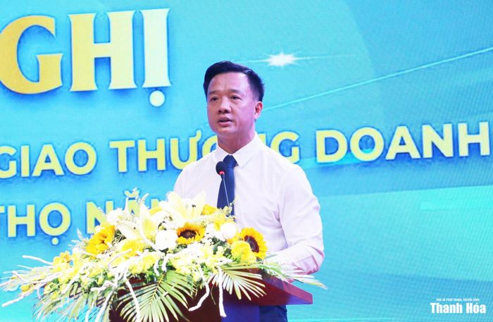 Chủ tịch Hiệp hội Doanh nghiệp tỉnh Thanh Hóa Nguyễn Xuân Hưng phát biểu khai mạc hội nghị.