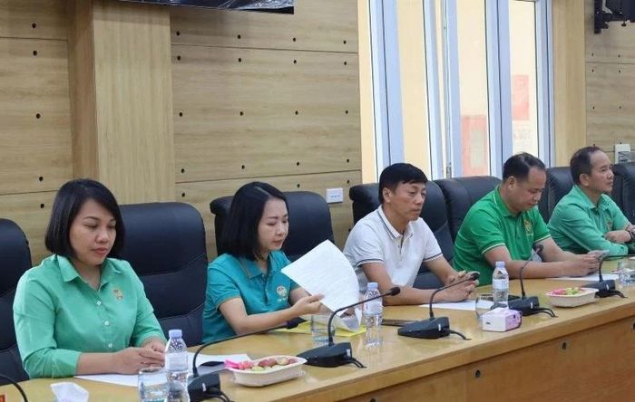 Đoàn công tác Hội Nông dân TP Hà Nội tại buổi làm việc.