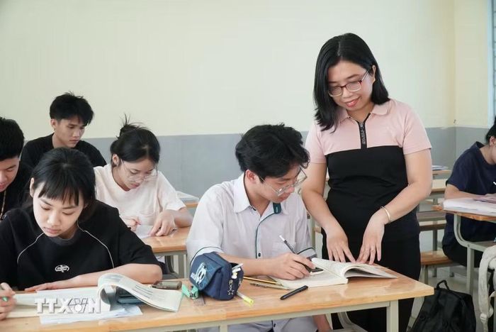 Học sinh tại một lớp học. Ảnh: TTXVN
