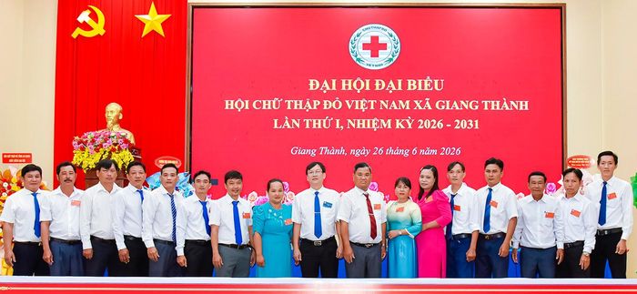 Ban Chấp hành Hội Chữ thập đỏ xã Giang Thành khóa I, nhiệm kỳ 2026 - 2031 ra mắt đại hội.