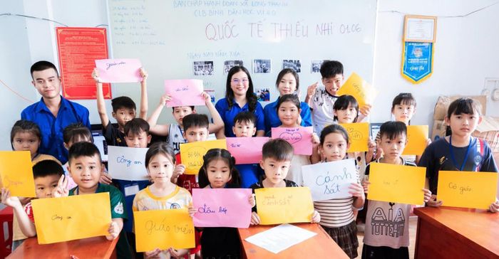 Lớp học 0 đồng tại ấp Đường Xuồng, xã Long Thạnh tạo nên nhiều trải nghiệm đáng nhớ cho các em học sinh.