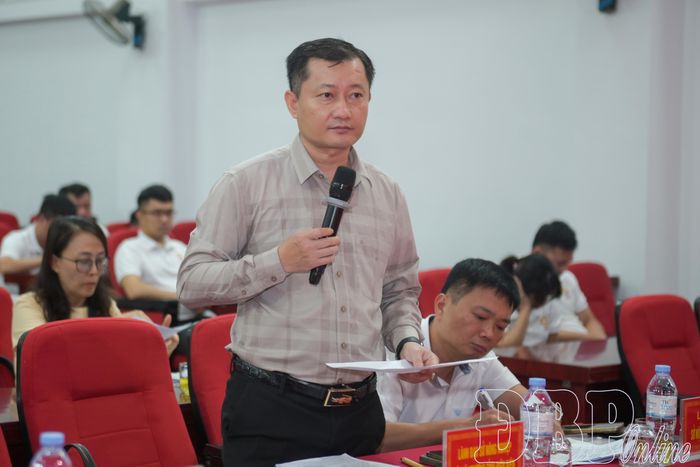 Đại biểu tham gia ý kiến vào các nội dung của hội thảo.