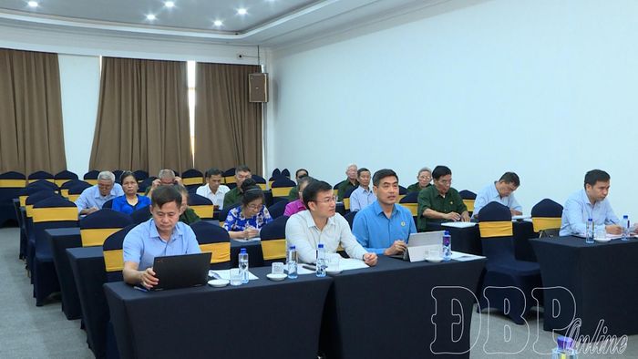 Đại biểu tham dự hội nghị.