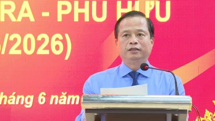  Ủy viên Ban Thường vụ Tỉnh ủy, Phó Chủ tịch Thường trực UBND tỉnh Nguyễn Tuấn Thanh phát biểu tại lễ kỷ niệm. Ảnh: Nhật Trường 