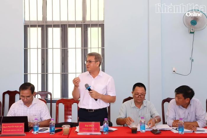 Lãnh đạo Sở Nông nghiệp và Môi trường nêu ý kiến tại buổi làm việc.