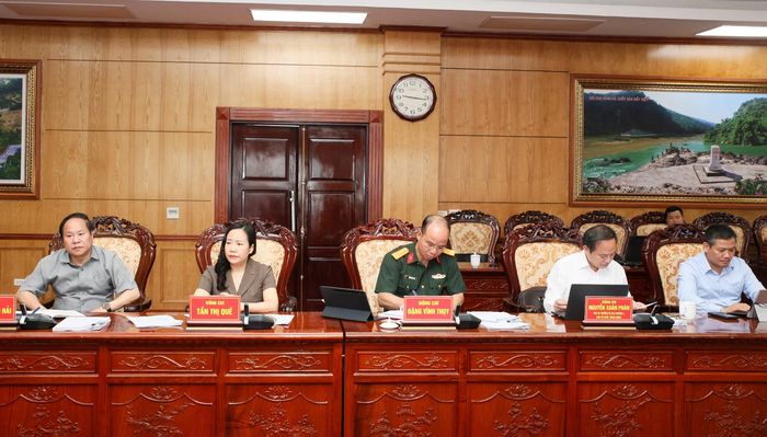 Đại biểu dự cuộc họp. 