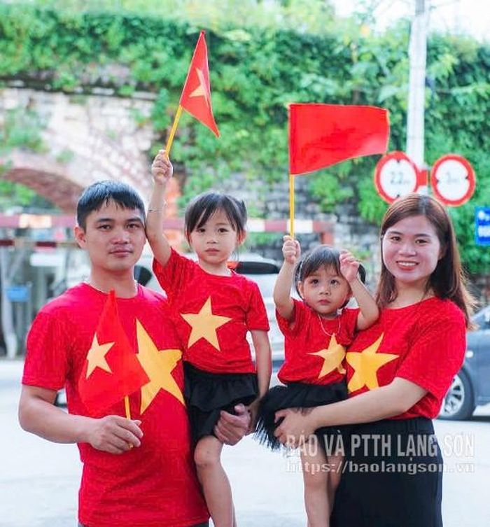Anh Lương Huy Hoàng, khối Khòn Phổ, phường Đông Kinh
