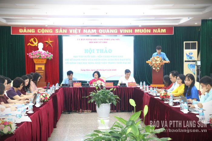 Các đại biểu tham dự hội thảo