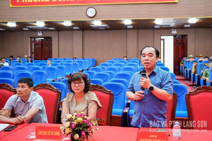 Lãnh đạo Báo và Phát thanh, Truyền hình Lạng Sơn phát biểu tại buổi tổng duyệt