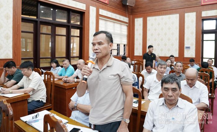 Đại diện Chi bộ khu dân cư đóng góp ý kiến vào dự thảo Đề án sắp xếp, thành lập tổ chức đảng ở tổ dân phố trên địa bàn phường Kỳ Lừa