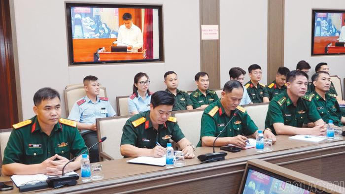 Các đại biểu tham dự hội nghị tại điểm cầu tỉnh Lào Cai.
