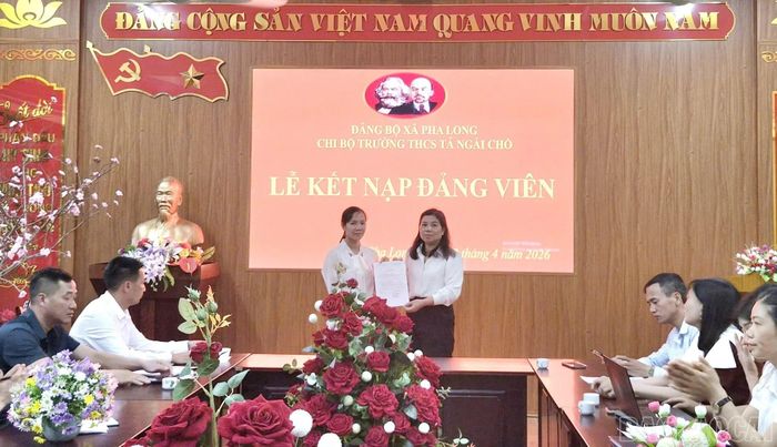 Đảng bộ xã Pha Long chú trọng tạo nguồn phát triển đảng viên nữ, đảng viên khu vực nông thôn trong thời gian tới.