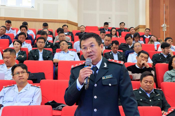 Đại biểu phát biểu tại hội nghị