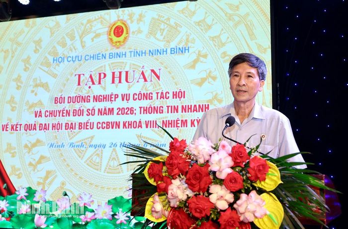 Đồng chí Bùi Văn Tuất, Phó Chủ tịch Ủy ban MTTQ Việt Nam tỉnh, Chủ tịch Hội CCB tỉnh thông báo nhanh kết quả Đại hội đại biểu toàn quốc Hội CCB Việt Nam khóa VIII, nhiệm kỳ 2026-2031.
