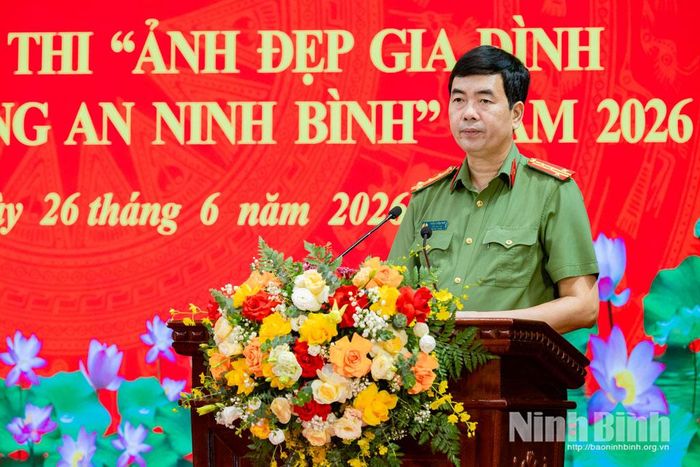Đại tá Trần Xuân Phú, Phó Giám đốc Công an tỉnh phát biểu tại chương trình.