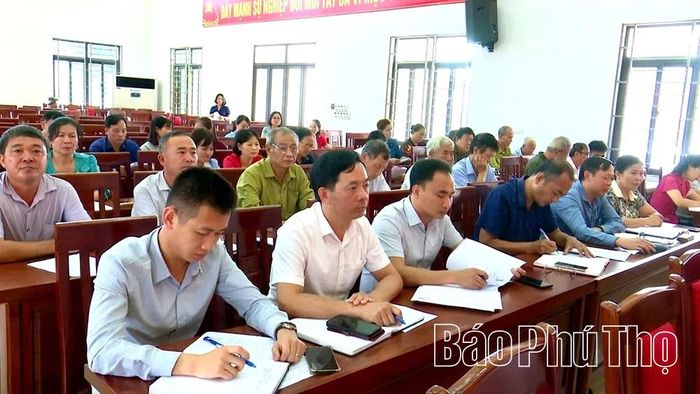 Các đại biểu dự hội nghị.