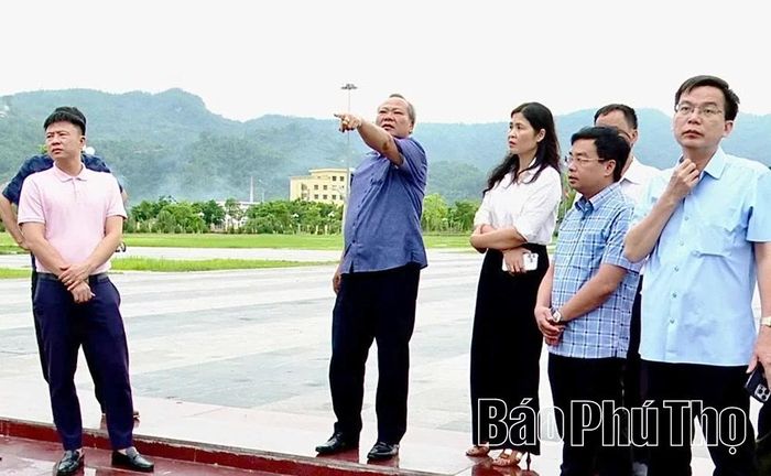 Các đồng chí thành viên Ban tổ chức khảo sát tại địa điểm diễn ra các nội dung giải Vô địch xe đạp đường trường và địa hình trẻ quốc gia lần thứ 31.