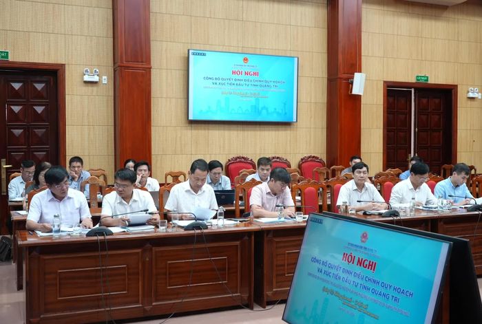 Các đại biểu tham dự cuộc họp - Ảnh: T.Đ