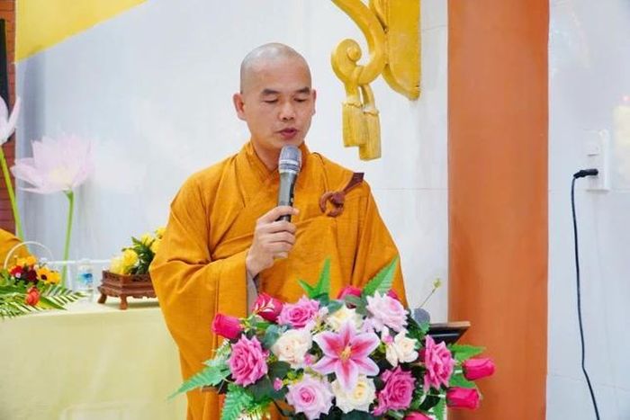 Đại đức Thích Lệ Ngạn phát biểu 
