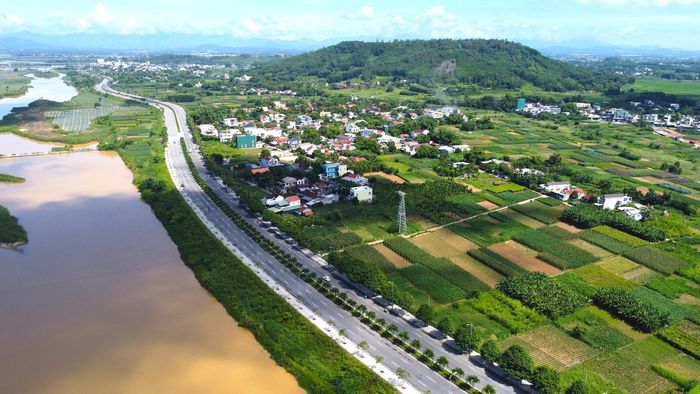 Các xã, phường được bổ sung kinh phí có mục tiêu từ hơn 4 tỷ đồng đến hơn 24 tỷ đồng để thực hiện nhiệm vụ cụ thể. (Ảnh: Lê Danh)